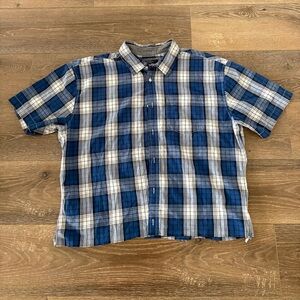 Ecko Unlimited Blue and White Casual Button Down Shirt